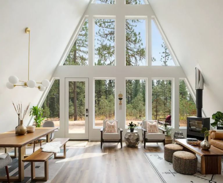 Top 8 Airbnb Wedding Venues for your Idaho Elopement